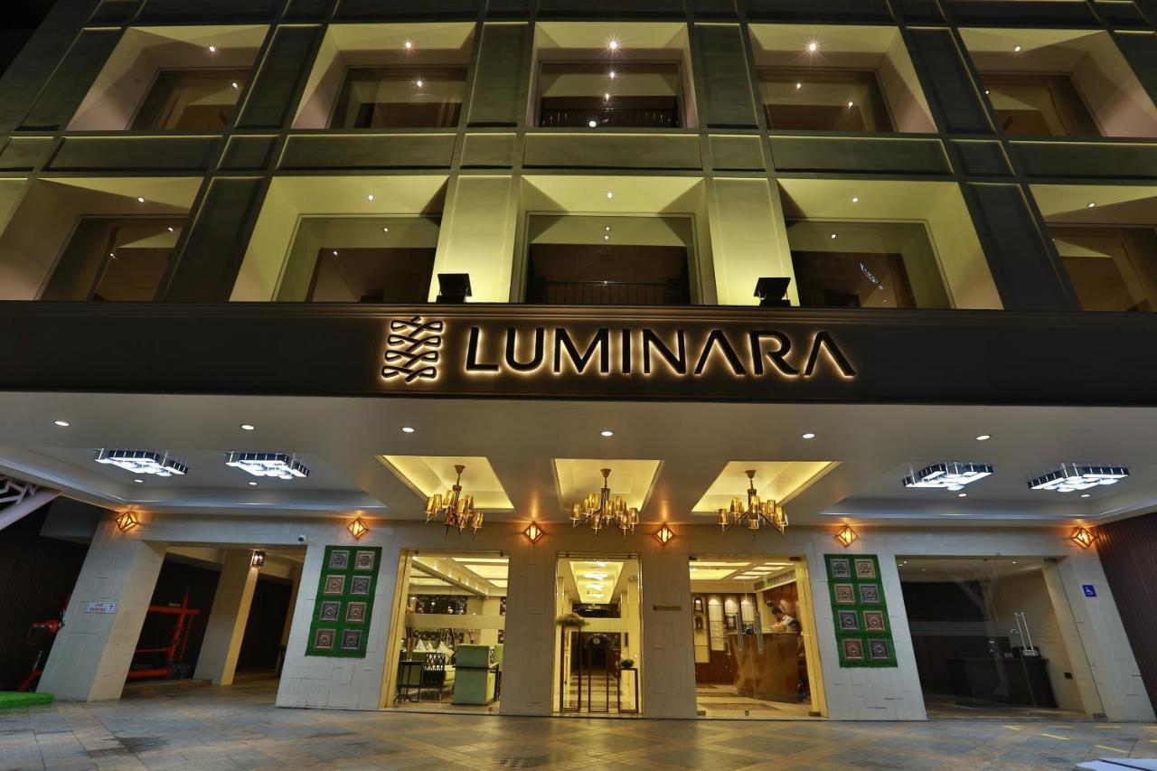 Hotel Luminara Kochi Exterior photo